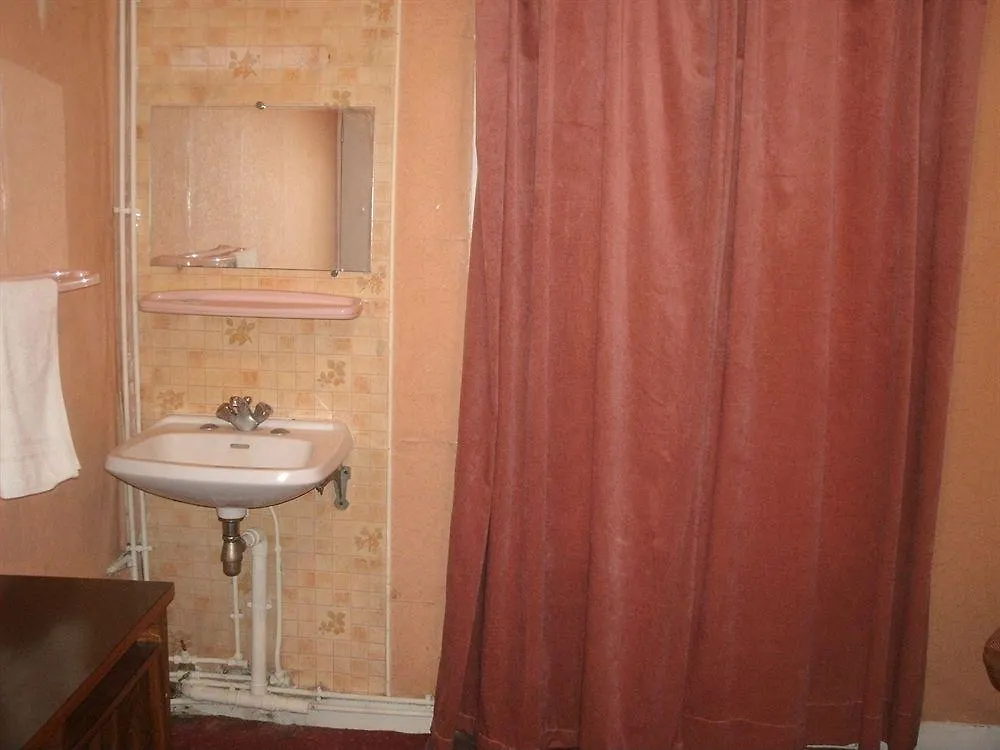 Hotel Saint Pierre Paris 2*,
